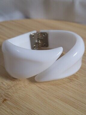 Vintage Lucite Bracelet Opaque White Hinged Crossover